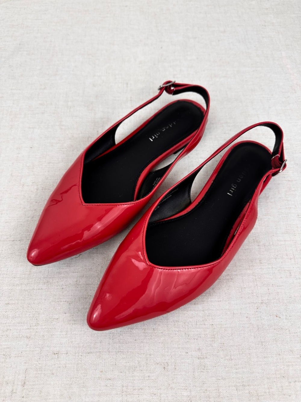 Madden Girl Red Pointed Toe Slingback Flats Size 7 Heel Strap